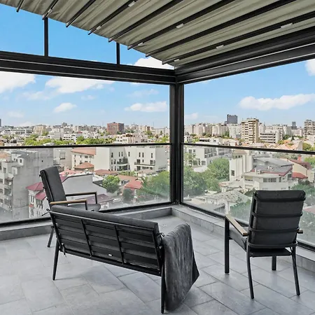 Crown Penthouse - Luxurious, & Vista Bukarest