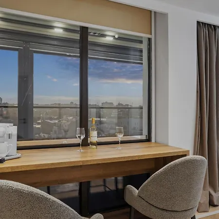 Crown Penthouse - Luxurious, & Vista 公寓 *